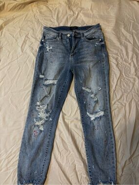 Judy Blue Light Blue Distressed Ankle Jeans with Paint Splatter